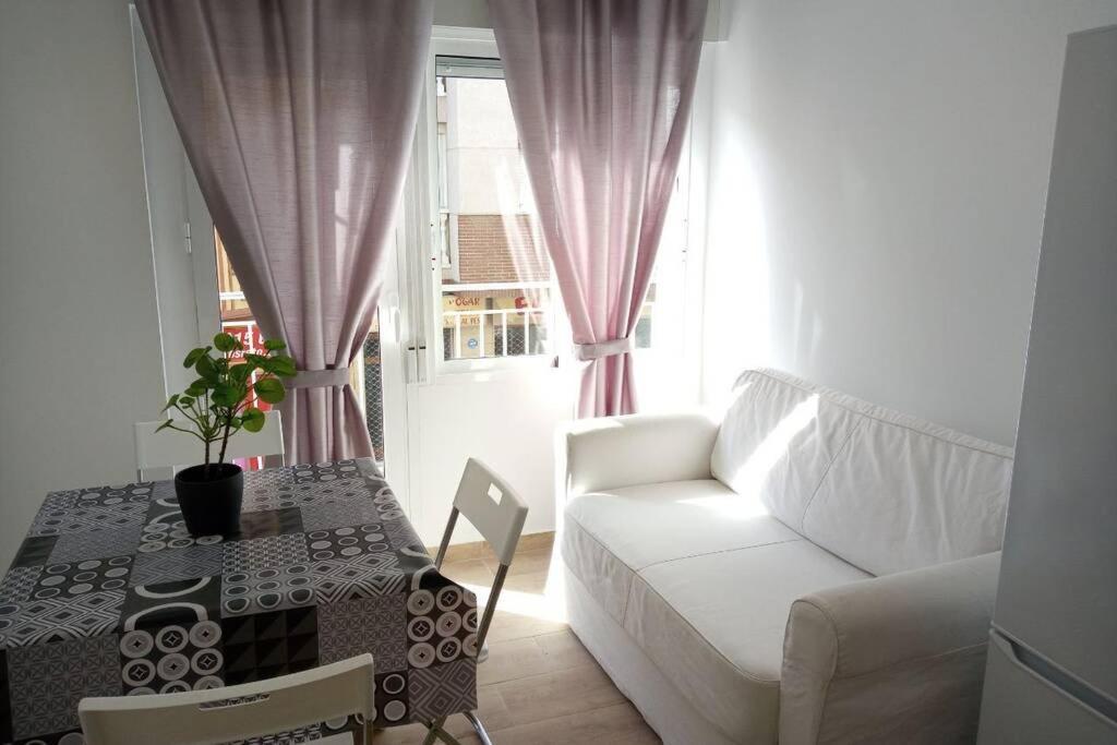 Apartamentos En Alameda Junto Al Corte Ingles Cartagena Exterior photo